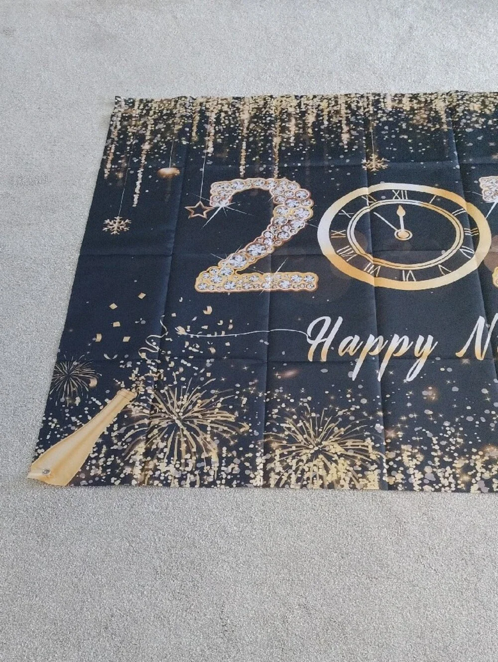 BRAND NEW Happy New Year 2026 Black and Gold Tapestry